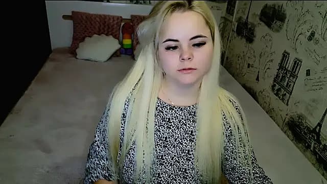 lovely-eyes live cam