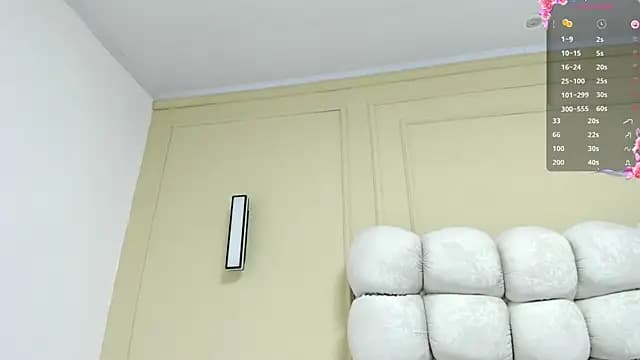 ALICESTARKK live cam