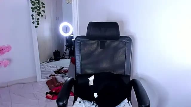 AnnieSofiia live cam