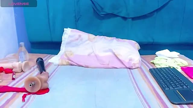 andrea_lopeez live cam