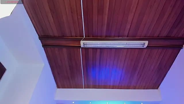 VenusCooper live cam