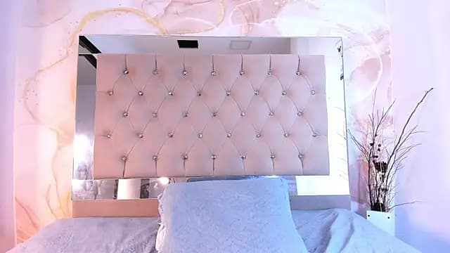 Kloe_skinny live cam