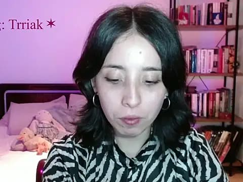 babyluna_8_8 live cam