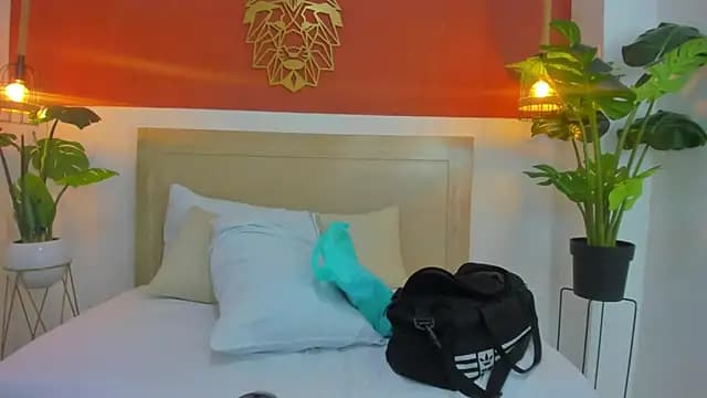 zakia_grundy live cam