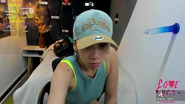 Abril_Fox__ live cam