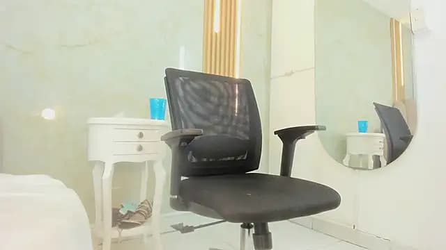 belkilima live cam on Stripchat