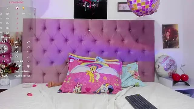 Natasha_wishx live cam