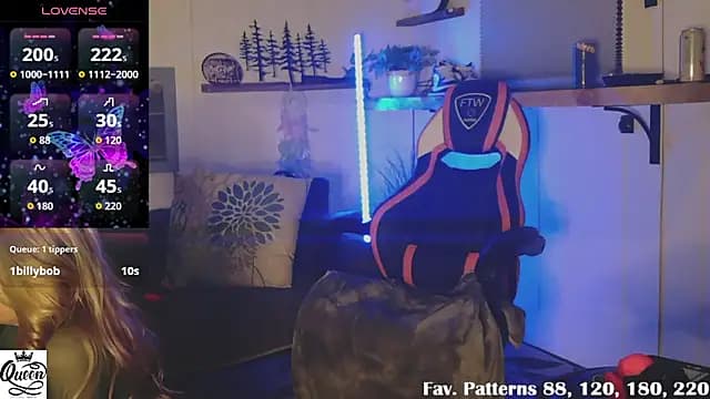 AinsleyMadison live cam on Stripchat