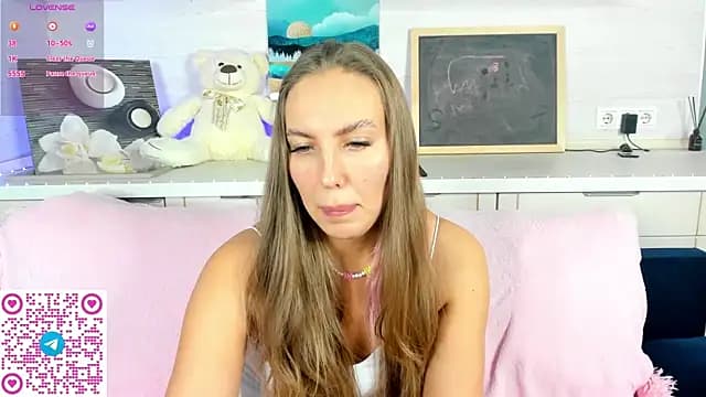 Kelly_Hardy live cam