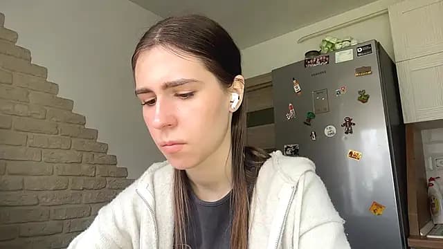 ElsieKuhlmann live cam