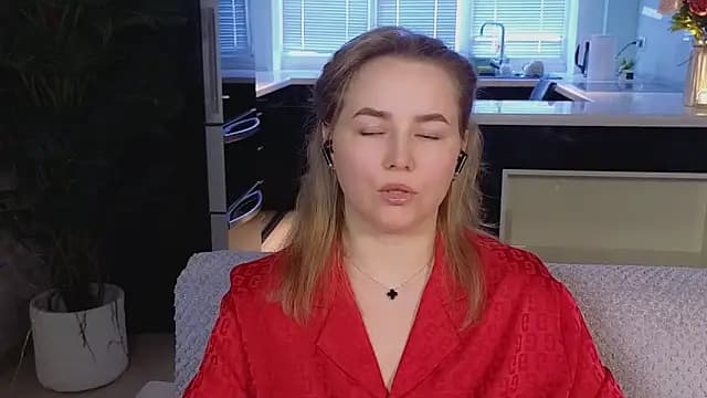 Mira_Mermayd live cam