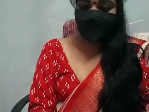 Rathi-priyaa live cam on Stripchat
