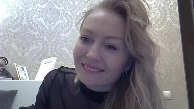 ZarinaSwift live cam