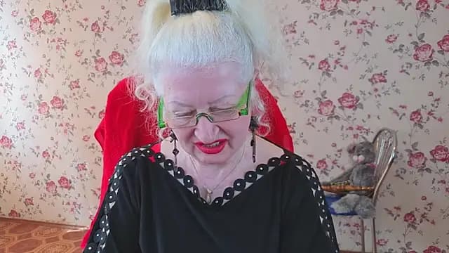 Maya_Mayflower live cam