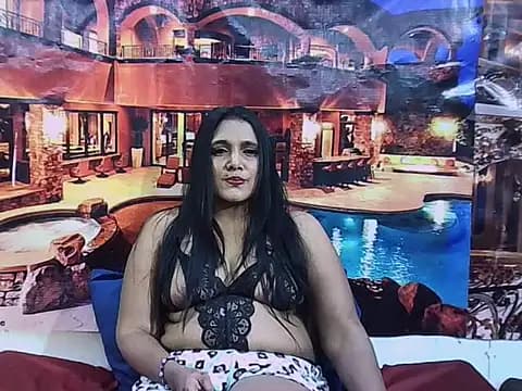 IndianSexyLady20 live cam