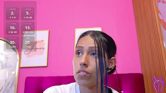 yourcuteneighbourr live cam