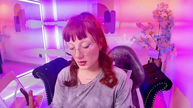 Lilith_tayylor live cam