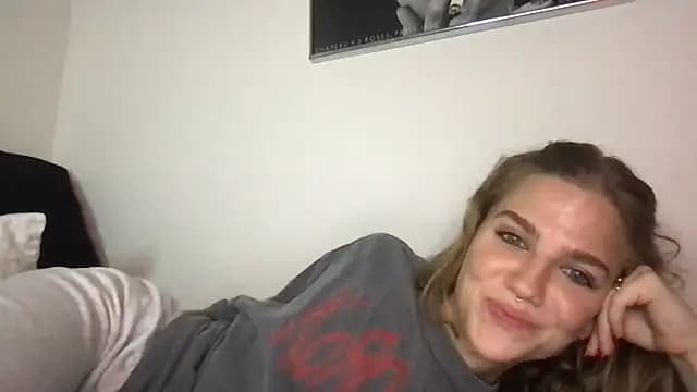 sweetceeme live cam