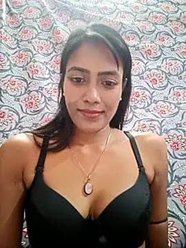 hornylizia123 live cam on Stripchat