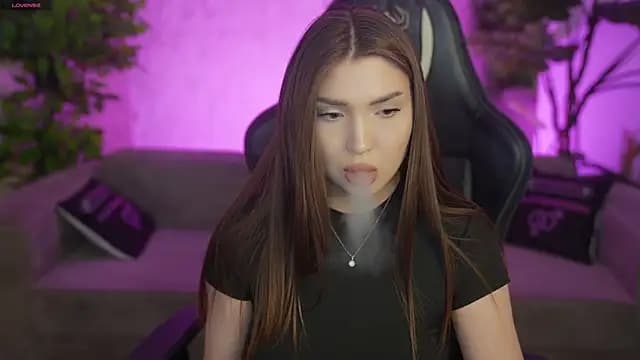 Billie054 live cam on Stripchat