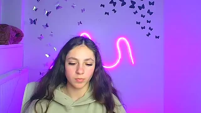 KissMeJulia live cam