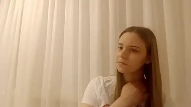 CrackShirker live cam on Stripchat