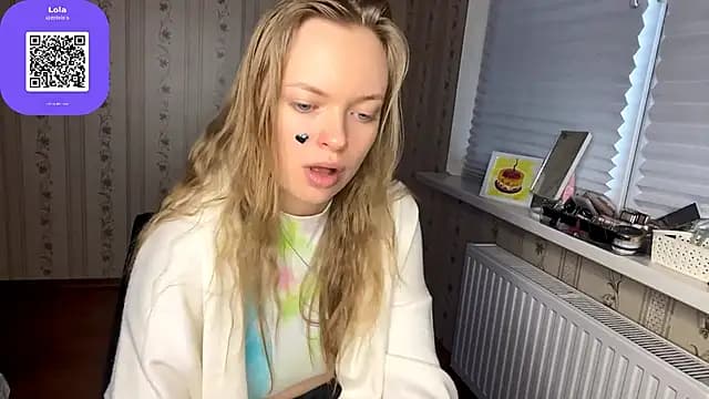 LolaZola live cam on Stripchat
