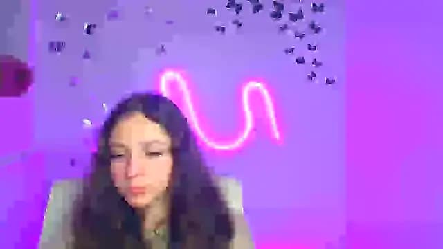 KissMeJulia live cam on Stripchat