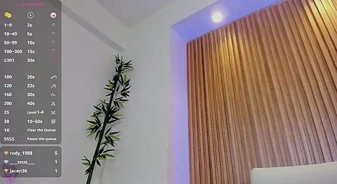 TiffanyHoustton live cam