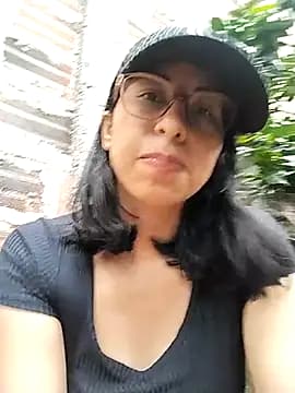 MirandaSingle live cam