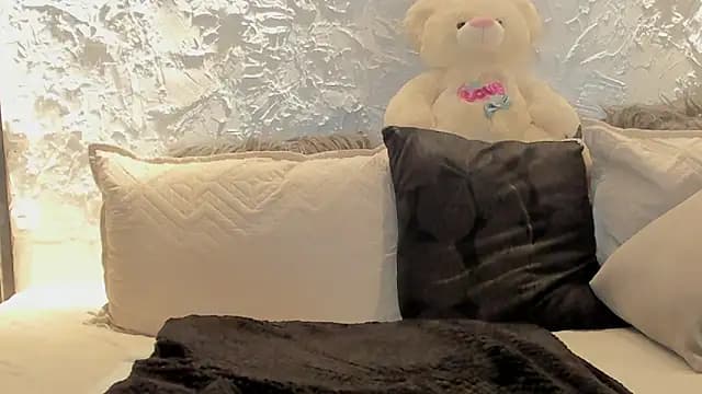 joselin_rouse live cam on Stripchat