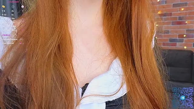 VelvetZephra live cam