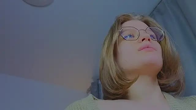 _JessieVibes live cam on Stripchat