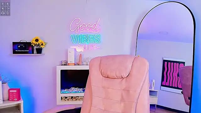 Alice_Vixen live cam