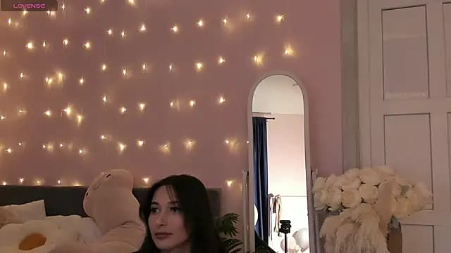 Lillie_Miller live cam on Stripchat