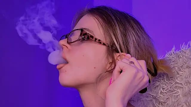 TinaDavil live cam on Stripchat