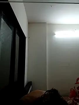 pushpa-rani1 live cam on Stripchat