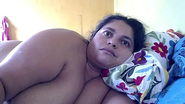 yulieth_bbw live cam