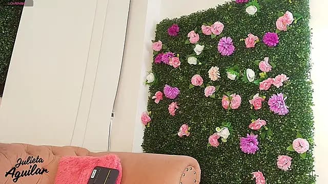 julieta_aguilar1 live cam