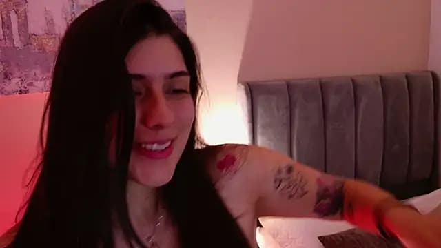 dakotaa__ live cam on Stripchat