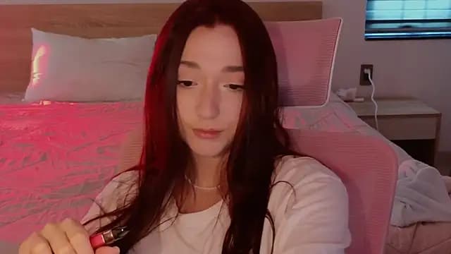 YasmineWest live cam