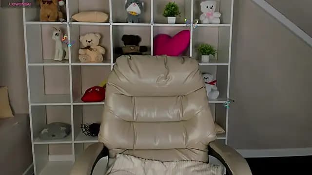 Jooyce_Howward live cam