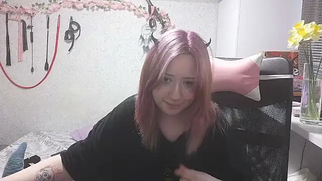 plumpy_girl live cam