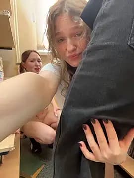 RussianWoman live cam on Stripchat