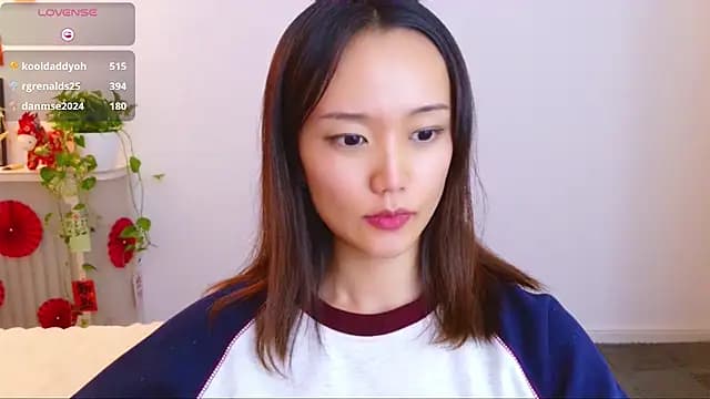 Nitamade79 live cam on Stripchat