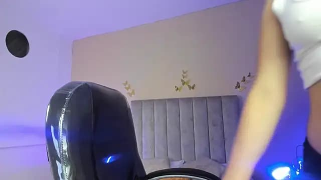 Giselle_Roldan live cam