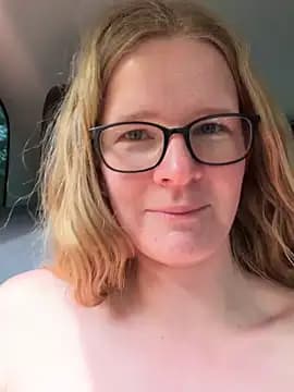 Bikergirl_97 live cam