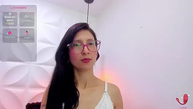 zaira_skinny live cam