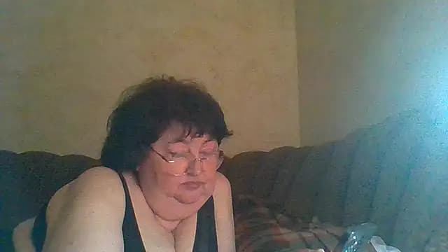 MilaSky5303 live cam