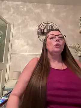 BuxomKitty_BBW live cam